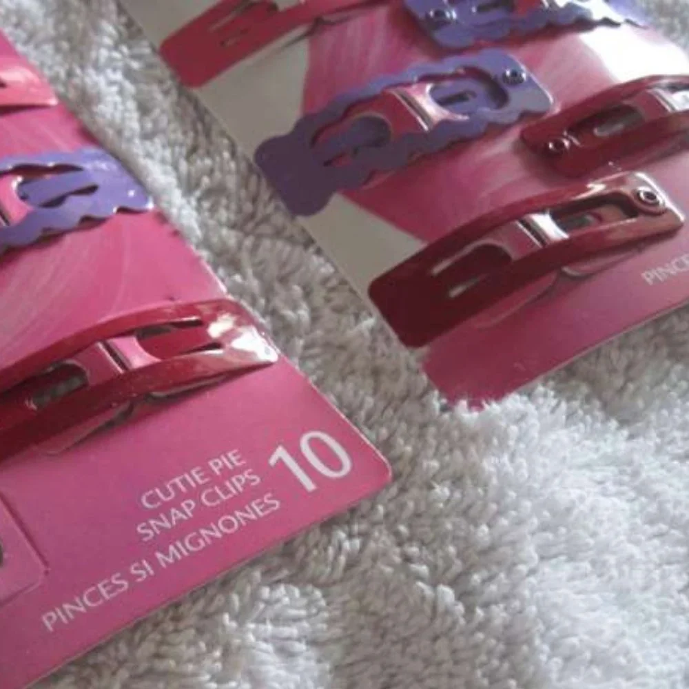 10 Goody Girls Cutie Pie Snap Clips Pink Purple Metal Painted Scallop Shape Edge